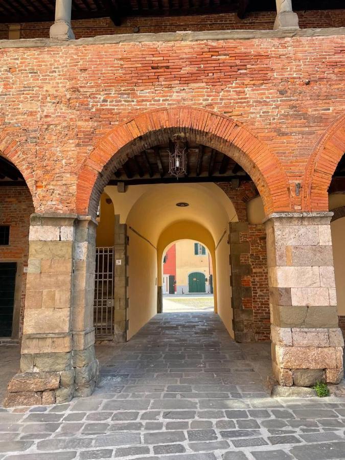 La Casa Nel Vicolo Altopascio Exterior foto