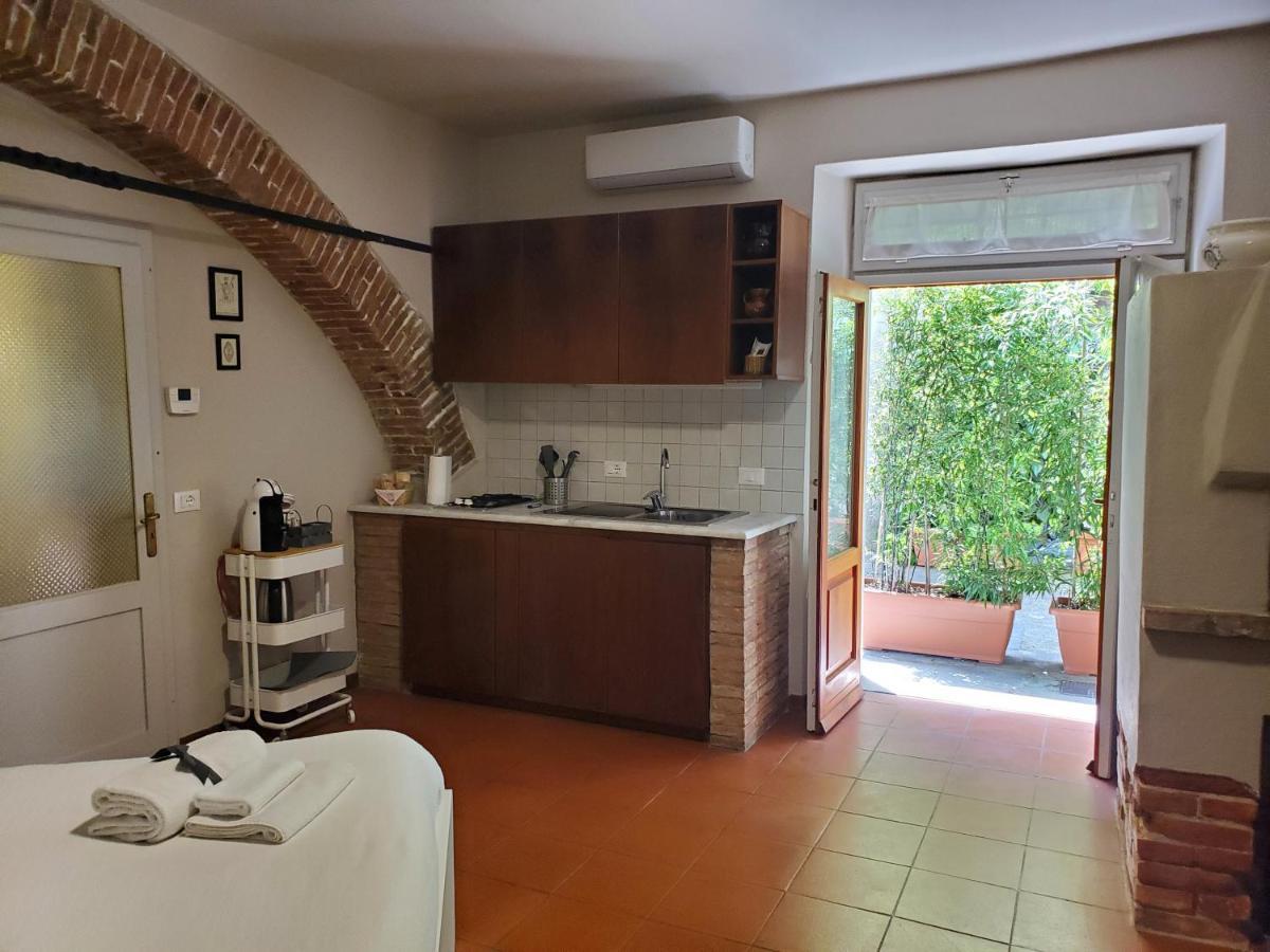 La Casa Nel Vicolo Altopascio Exterior foto